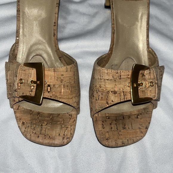 Stuart Weitzman Cork Gold Heels Size 8 - Picture 4 of 10